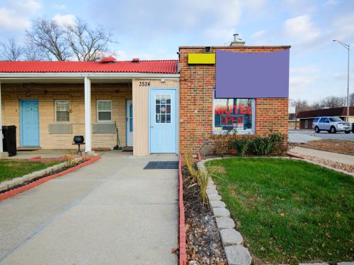 Markham Hotel | Hotel O Markham IL near Harvey/Tinley Park