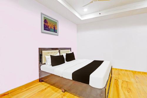 Sirsilla Hotel | Hotel O Nandhi Inn