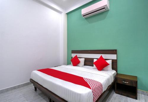 Gurugram Hotel | Hotel O White House