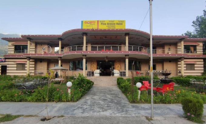 Khyber Pakhtunkhwa Hotel | Hotel Pine Breeze And Restaurant