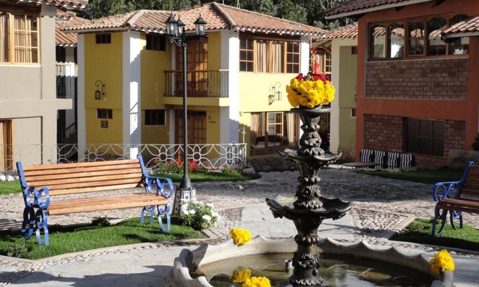 Urubamba Hotel | Hotel Pisonay Pueblo
