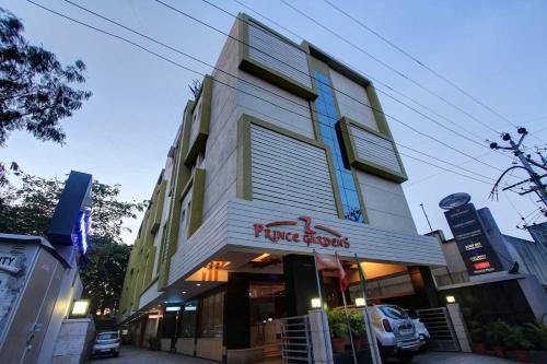 Ram Nagar Hotel | Hotel Prince Gardens