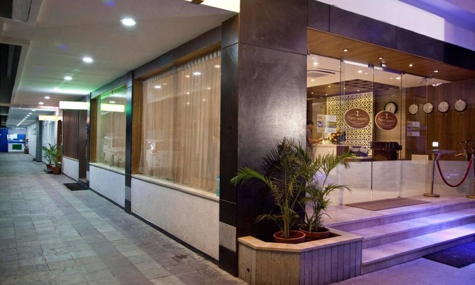Ram Nagar Hotel | Hotel Prince Gardens