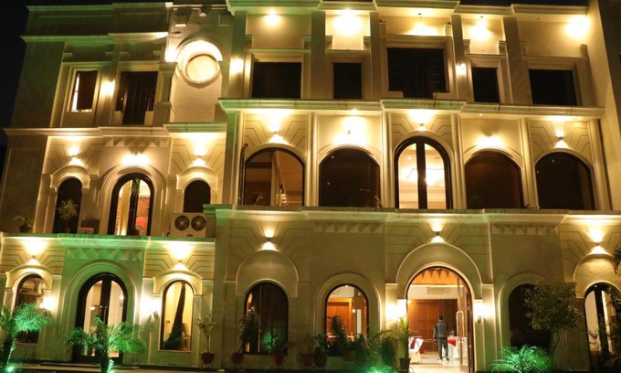 Patiala Hotel | Hotel Pushap Palace