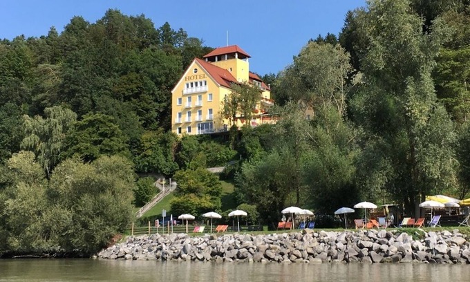 Oberlandshaag Hotel | Hotel Restaurant Faustschlössl