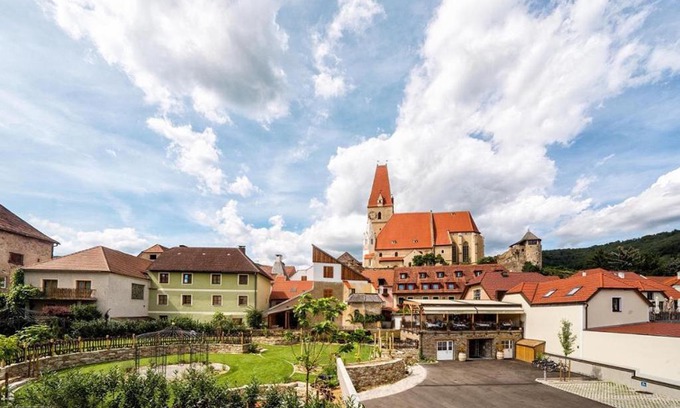 Weissenkirchen in der Wachau Hotel | Hotel-Restaurant Kirchenwirt