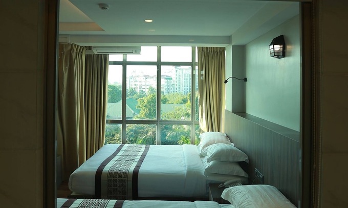 Kandawgyi Lake Area Hotel | Hotel Rose Hill