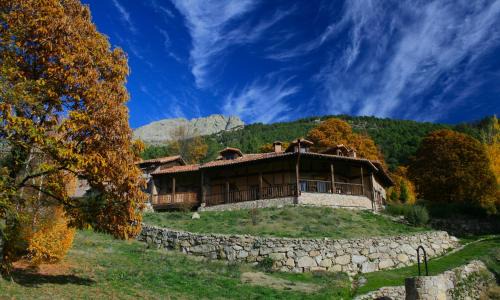 Cuevas del Valle House | Hotel Rural Abejaruco