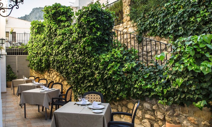 Zuheros Hotel | Hotel Rural Zuhayra