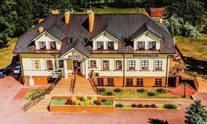 Rytwiany Hotel | Hotel Rytwiany Nowy Dworek
