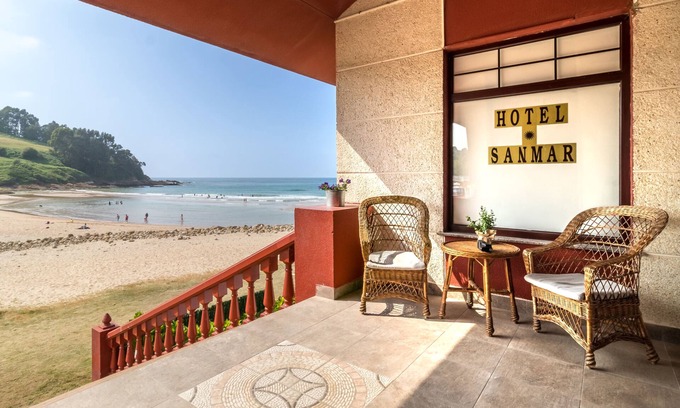 Alfoz de Lloredo Hotel | Hotel Sanmar