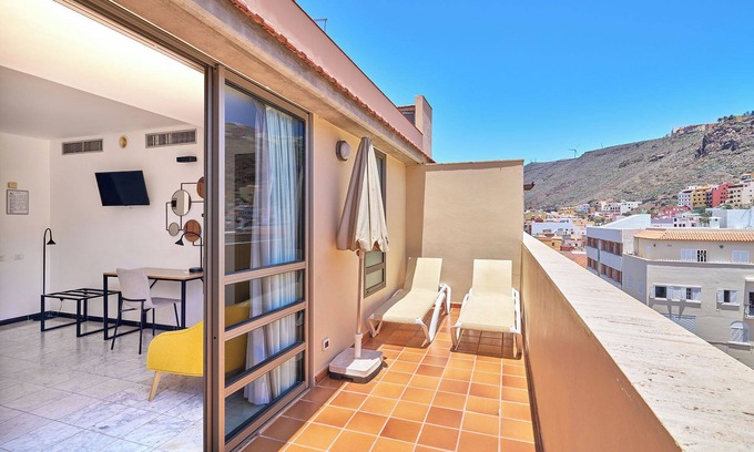 San Sebastian de la Gomera Hotel | Hotel Torre del Conde