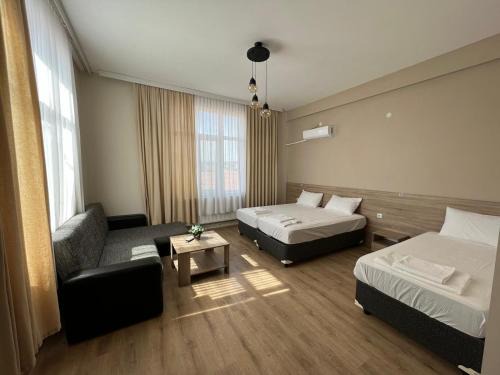 Momchilgrad Apartment | Hotel Tatul