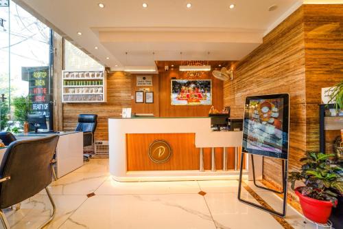 Katra Hotel | Hotel The Grand Dewan