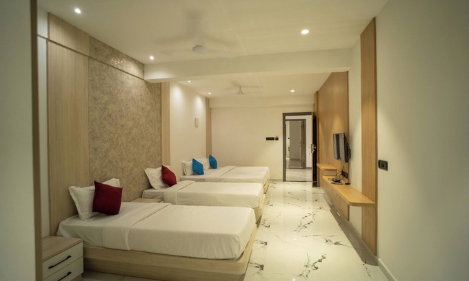 Adyar Apartment | HOTEL THE MANSION-Deralakatte mangalore