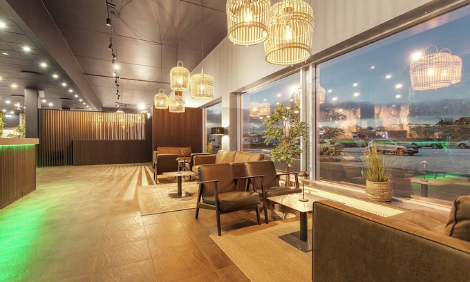Hafnarfjordur Hotel | Hotel Vellir