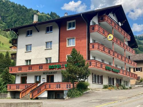 Buerglen Hotel | Hotel Waldhof