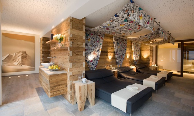 Damuels Hotel | Hotel Walliserstube