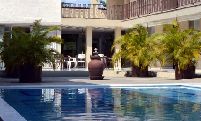 Lazaro Cardenas Hotel | Hotel Zirahuen