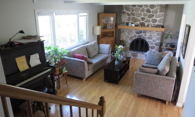 Saint-Bruno-de-Montarville House | House for rent in the suburbs of Montreal, 5 minutes from Parc du Mont St-Bruno