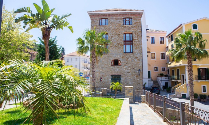 Santa Maria di Castellabate Apartment | House Tresinus-on the beach with air conditioning-CIN code IT065031C2XXXXHUCEZ8