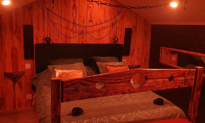Chateau-Guibert House | House ∙ 1 bedroom ∙ 2 guests