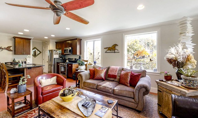 Pond Cove House | House ∙ 1 bedroom ∙ 2 guests