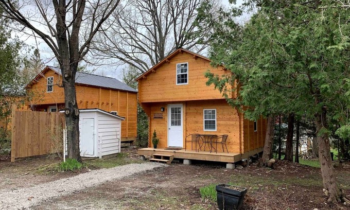 Fenelon Falls House | House ∙ 1 bedroom ∙ 2 guests
