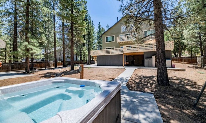 Evergreen Estates House | House ∙ 1 bedroom ∙ 16 guests