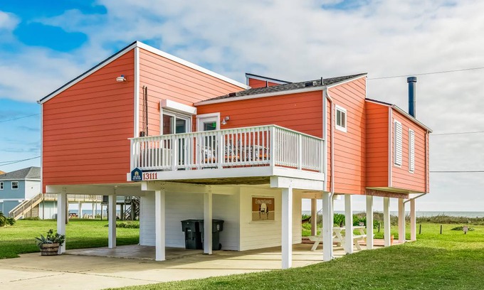Bermuda Beach House | House ∙ 2 bedrooms ∙ 10 guests