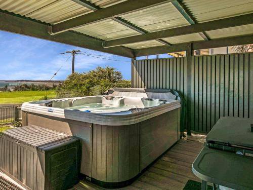 Coronet Bay House | House ∙ 3 bedrooms ∙ 8 guests