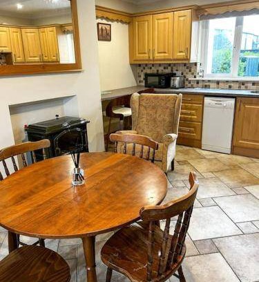 Cahirciveen House | House ∙ 3 bedrooms ∙ 6 guests