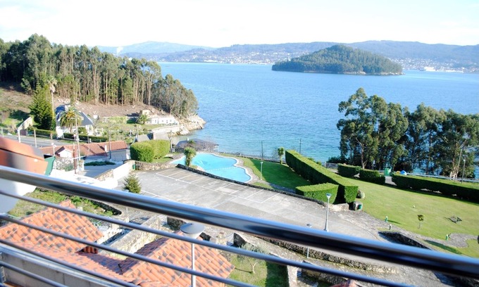 Chancelas Cottage | House 4 Bedrooms with Pool WiFi and Sea views