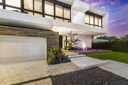 Hallandale Beach House | House ∙ 6 bedrooms ∙ 14 guests
