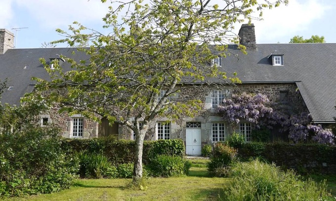 Gavray House | House ∙ 6 bedrooms ∙ 12 guests