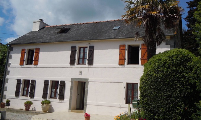 Argol Cottage | House 90m2 in hamlet 200 m river, Crozon peninsula