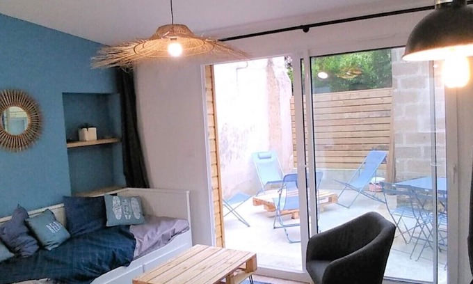 Saint-Brieuc House | House for 4 travelers, with private courtyard - between the city center and the port