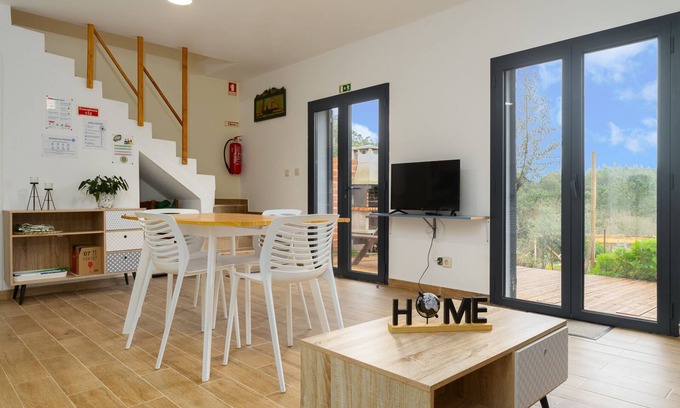Ourem Cottage | House in a bucolic setting