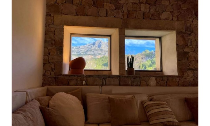 Beaurecueil House | House in Aix en pce at the foot of Sainte Victoire