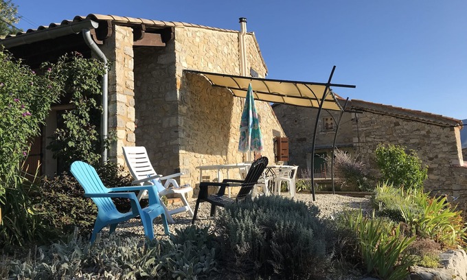 Sainte-Jalle House | House in Drôme Provençale with superb view over the Ennuyé valley