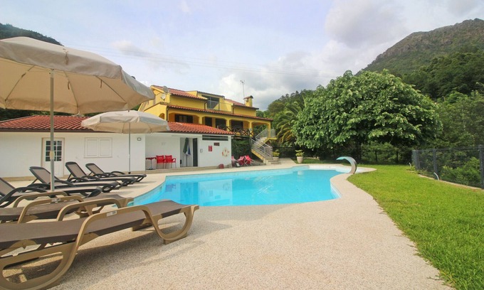 Geres Ski Chalet | House in Gerês with Swimming Pool By Geres casas
