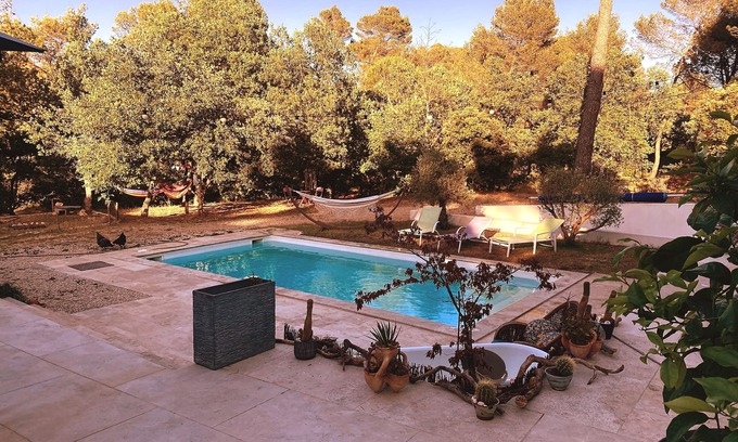 Jouques House | House in the forest, quiet, near Aix en Provence