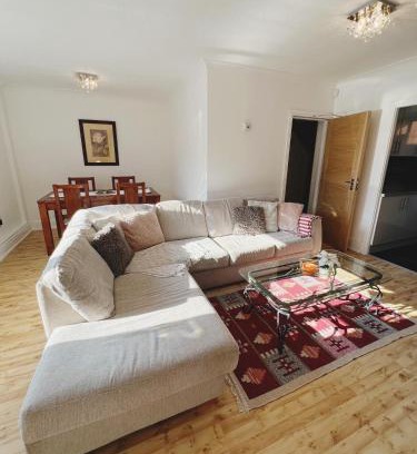 Salford House | House in the Heart of Manchester
