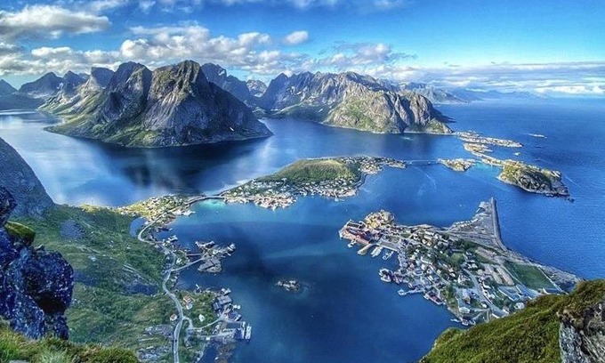 Reine House | House in the heart of Lofoten with spectacular view