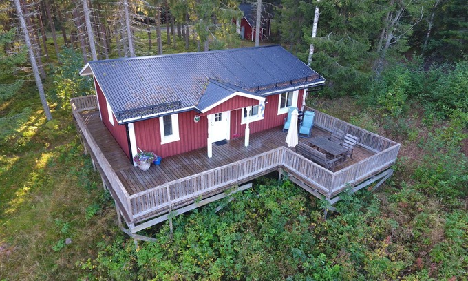 Bograngen House | House Letten - Quiet location right on the edge