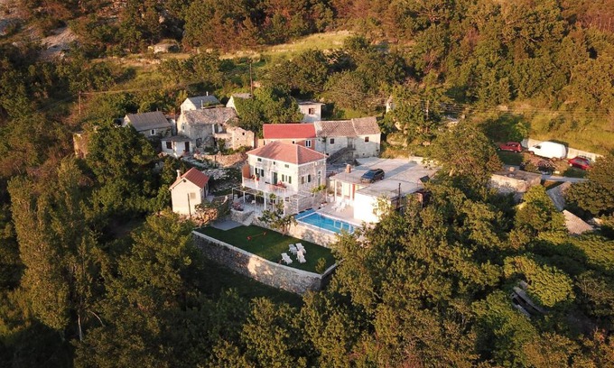 Donje Sitno House | House Marinka
