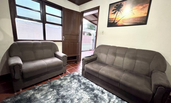 Caioba House | House near the beach in Caiobá with Huge Yard