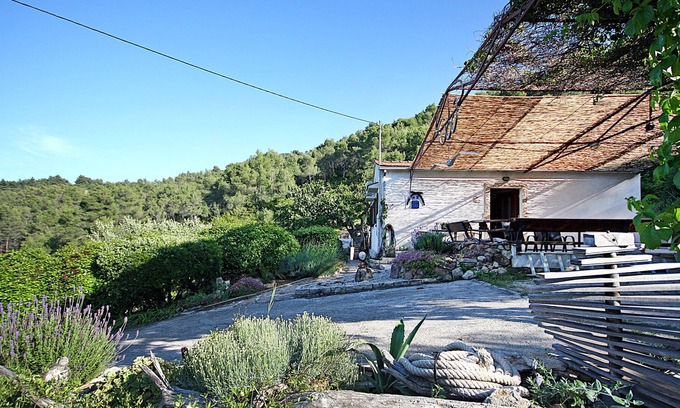 Gornje Selo House | House Nova (46292-K1) - Stomorska - island Solta