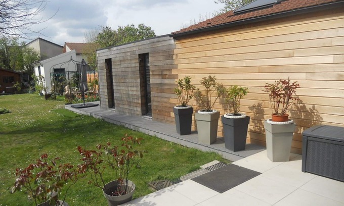 Carrieres-sur-Seine House | House on fully equipped garden