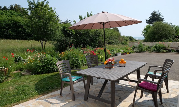 Pornic House | House on the seafront in Pornic, Plage du Portmain